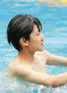 TFBOYS户外真人秀节目天真活泼惹人喜欢