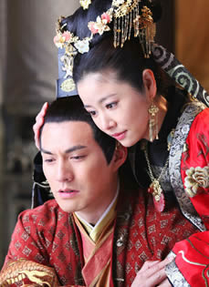 《倾世皇妃》林心如怎样再次苦斗蛇蝎美人