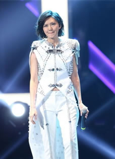 周杰伦台北小巨蛋开演唱会邀请人妻孙燕姿当...